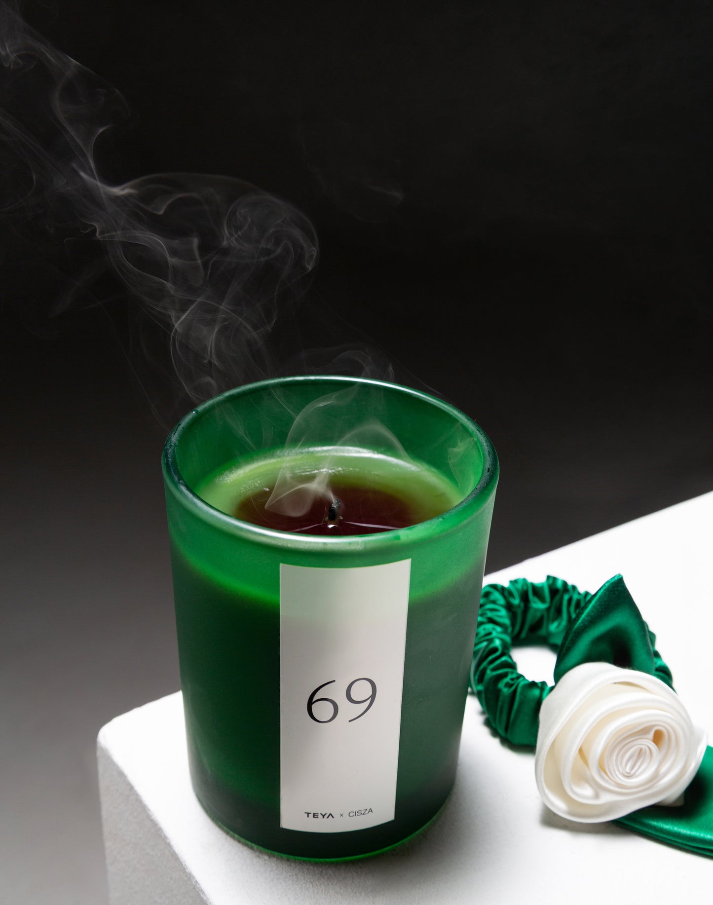 Scented candle '69'