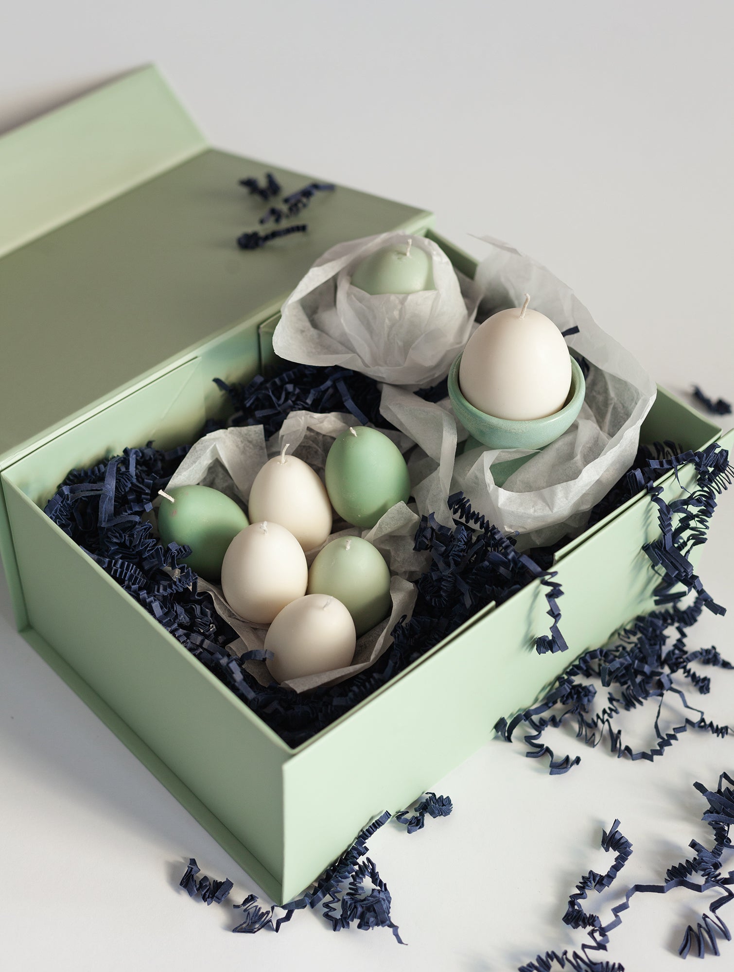 Egg Holder Candle Set