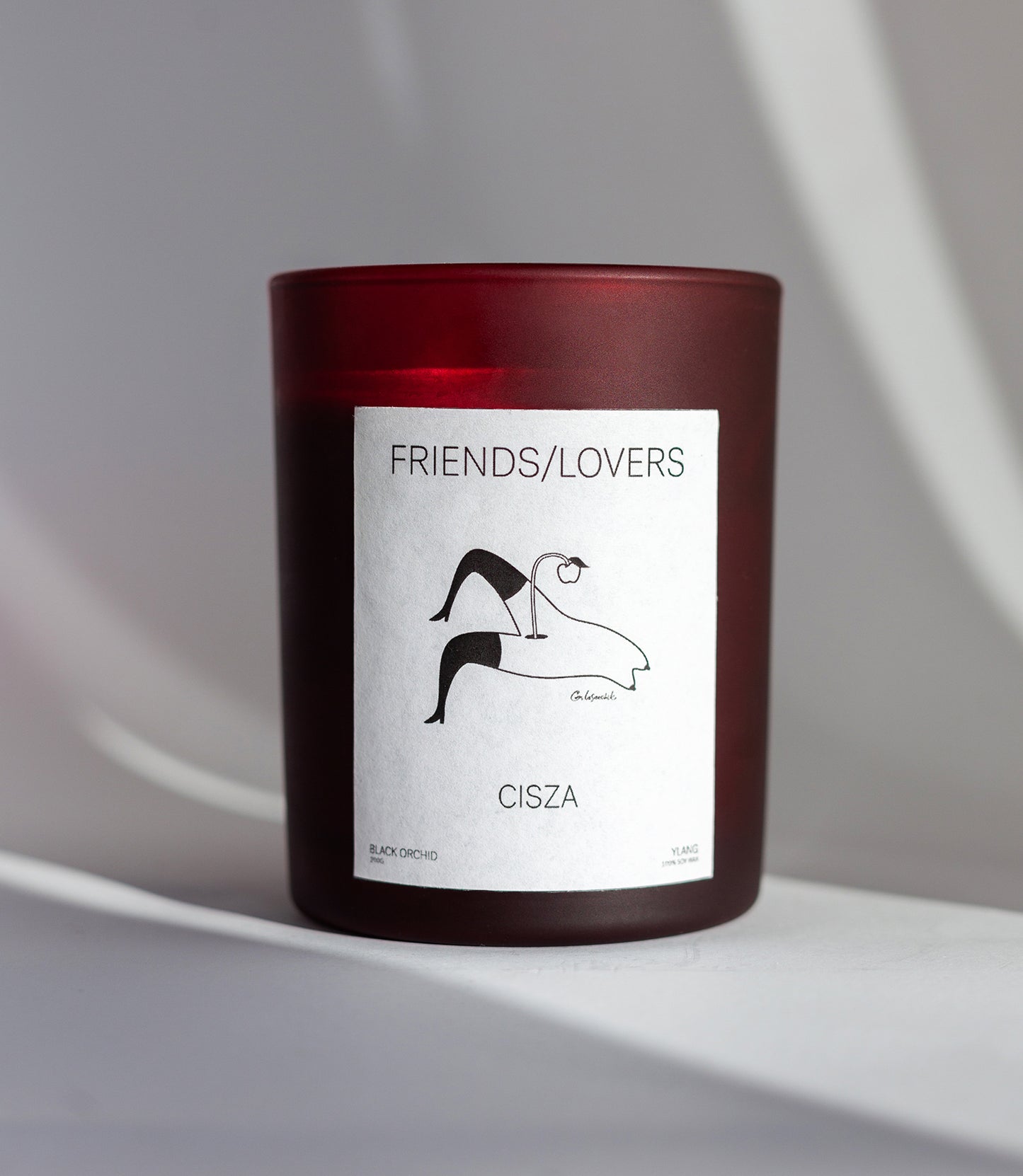 FRIENDS/LOVERS APPLE