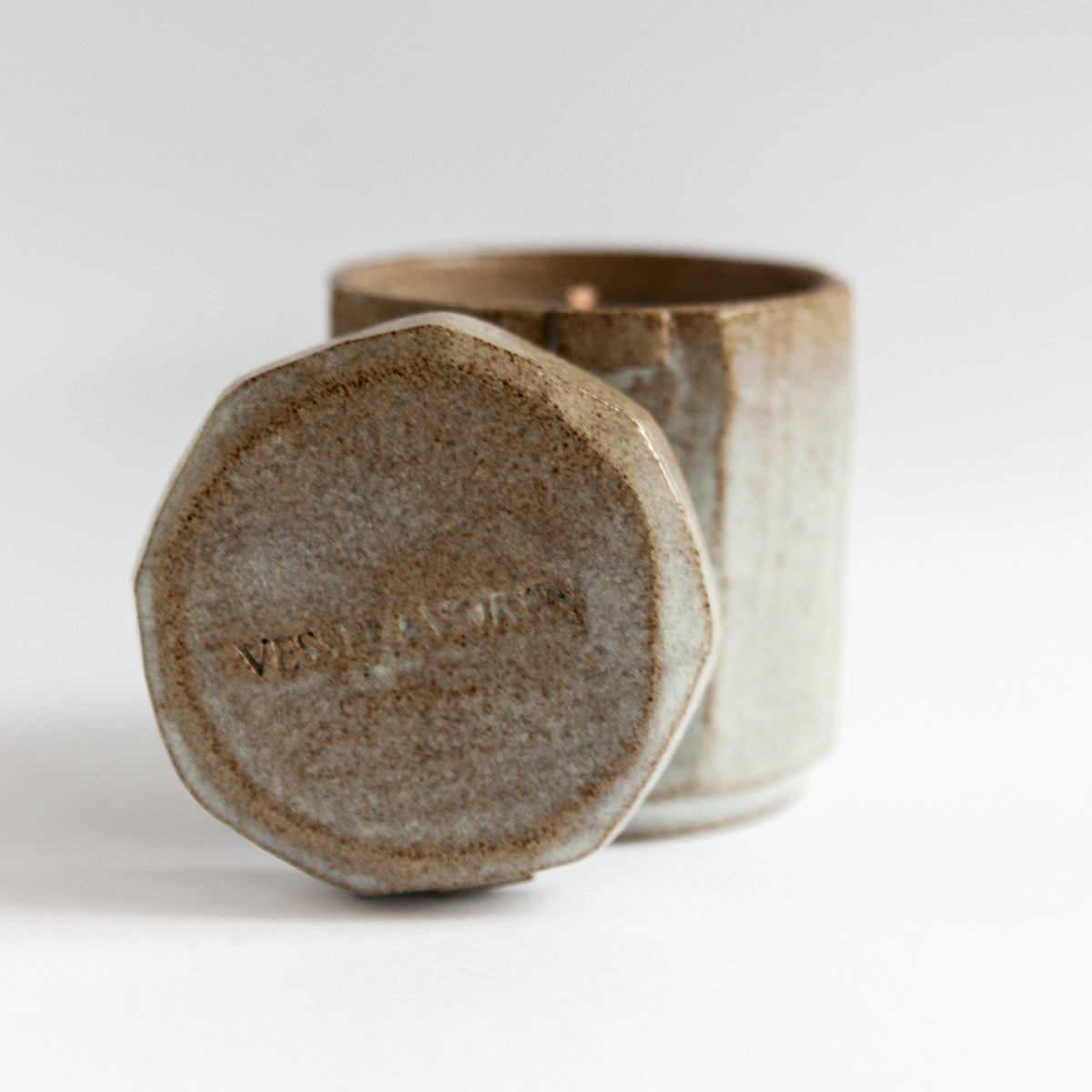 Frosted Pine 140 g candle in a handmade gray-white ceramic vessel